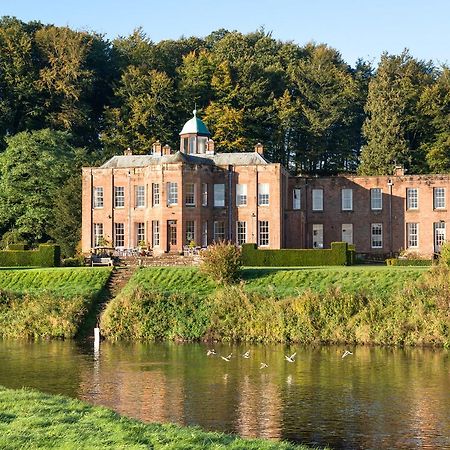 Warwick Hall Carlisle  Eksteriør billede
